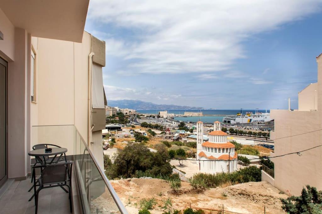 Minimal Loft Art With Sea View Over Heraklion Harbour Heraklion (Crete) Exterior foto